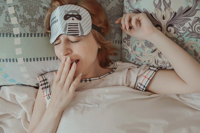 寝心地が悪いのは枕のせい？寝心地に悩む人の割合・よく眠れる枕の探し方を紹介
